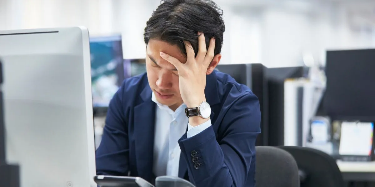 Financial advisor frustrated by cold-calling